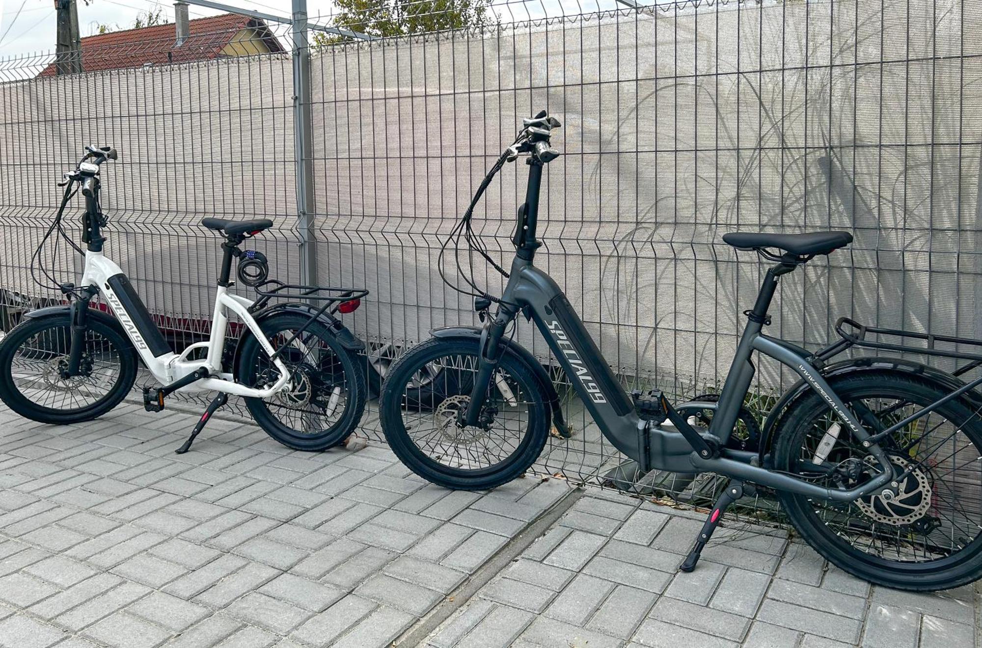 Komfort Home Bursport Bt. Haz バラトンフェニヴェシュ エクステリア 写真
